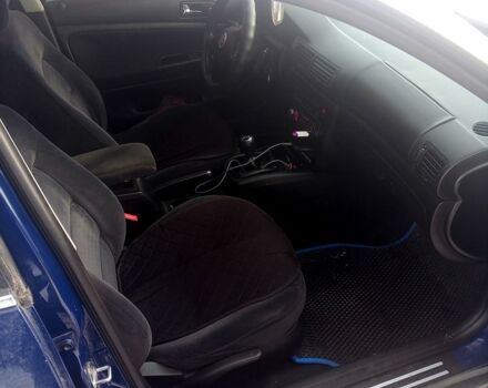 Синий Фольксваген Пассат, объемом двигателя 1.8 л и пробегом 260 тыс. км за 3600 $, фото 1 на Automoto.ua