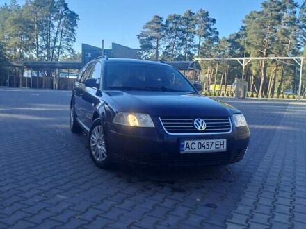 Синий Фольксваген Пассат, объемом двигателя 2 л и пробегом 290 тыс. км за 2900 $, фото 1 на Automoto.ua