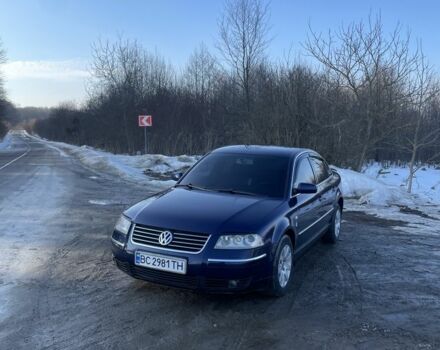 Синий Фольксваген Пассат, объемом двигателя 1.8 л и пробегом 290 тыс. км за 4250 $, фото 1 на Automoto.ua