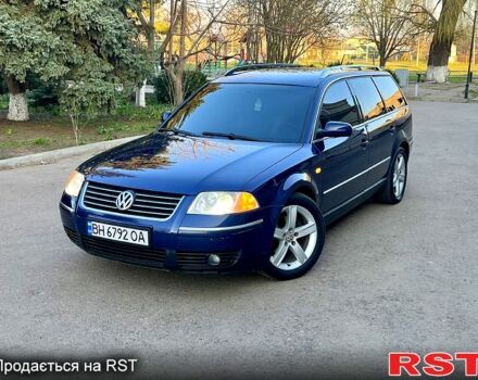 Синий Фольксваген Пассат, объемом двигателя 1.9 л и пробегом 303 тыс. км за 3950 $, фото 1 на Automoto.ua