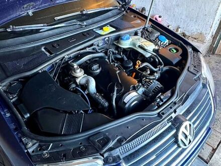 Синий Фольксваген Пассат, объемом двигателя 1.9 л и пробегом 252 тыс. км за 3700 $, фото 1 на Automoto.ua