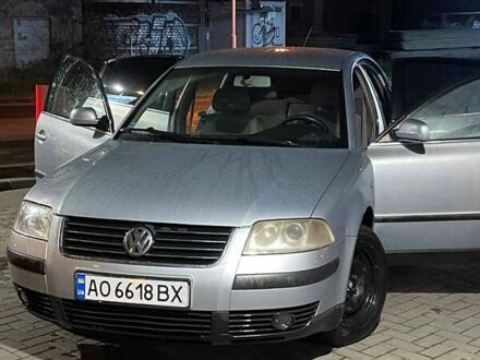 Синий Фольксваген Пассат, объемом двигателя 1.9 л и пробегом 294 тыс. км за 4700 $, фото 1 на Automoto.ua