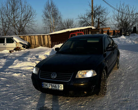 Синий Фольксваген Пассат, объемом двигателя 1.78 л и пробегом 390 тыс. км за 3100 $, фото 1 на Automoto.ua