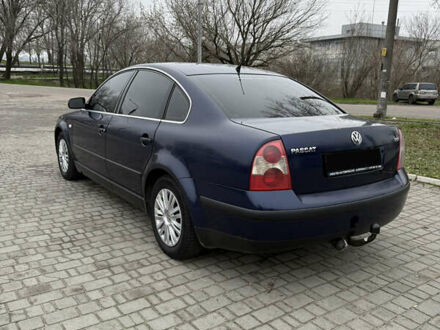 Синій Фольксваген Пассат, об'ємом двигуна 2 л та пробігом 316 тис. км за 4450 $, фото 1 на Automoto.ua
