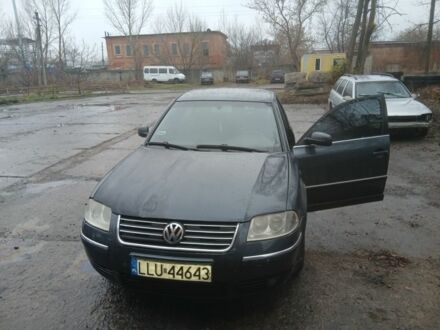 Синий Фольксваген Пассат, объемом двигателя 0 л и пробегом 270 тыс. км за 2800 $, фото 1 на Automoto.ua