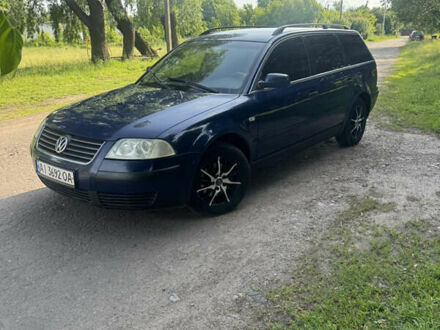 Фольксваген Пассат 2003 в Чернигове на Automoto.ua Синий Фольксваген Пассат, объемом двигателя 1.9 л и пробегом 330 тыс. км за 4000 $, фото 1 на Automoto.ua