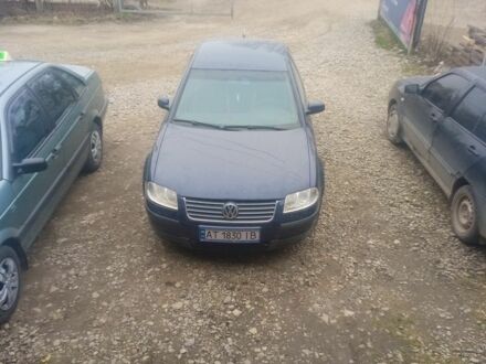 Синий Фольксваген Пассат, объемом двигателя 1.4 л и пробегом 300 тыс. км за 2200 $, фото 1 на Automoto.ua