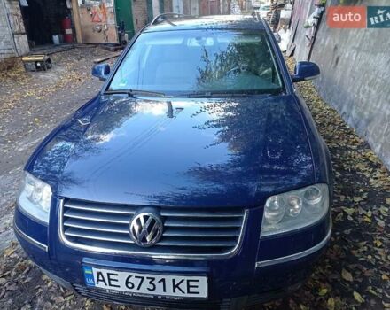 Синий Фольксваген Пассат, объемом двигателя 2.5 л и пробегом 285 тыс. км за 5200 $, фото 1 на Automoto.ua