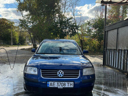 Фольксваген Пассат 2003 в Краматорске на Automoto.ua Синий Фольксваген Пассат, объемом двигателя 1.6 л и пробегом 241 тыс. км за 5000 $, фото 1 на Automoto.ua