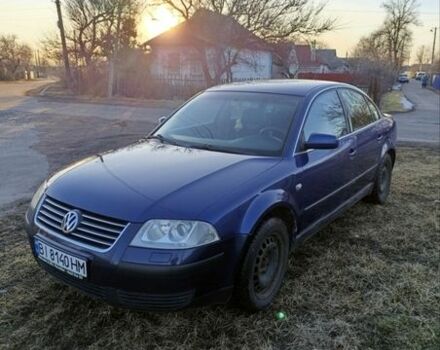 Синий Фольксваген Пассат, объемом двигателя 1.78 л и пробегом 312 тыс. км за 4200 $, фото 1 на Automoto.ua