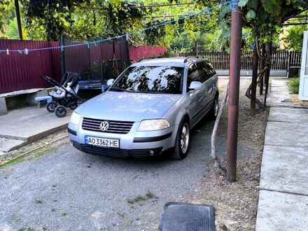Фольксваген Пассат 2003 в Виноградове на Automoto.ua Синий Фольксваген Пассат, объемом двигателя 1.9 л и пробегом 340 тыс. км за 3950 $, фото 1 на Automoto.ua