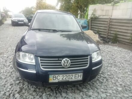 Фольксваген Пассат 2003 у Дубно на Automoto.ua Синій Фольксваген Пассат, об'ємом двигуна 1.8 л та пробігом 200 тис. км за 3000 $, фото 1 на Automoto.ua