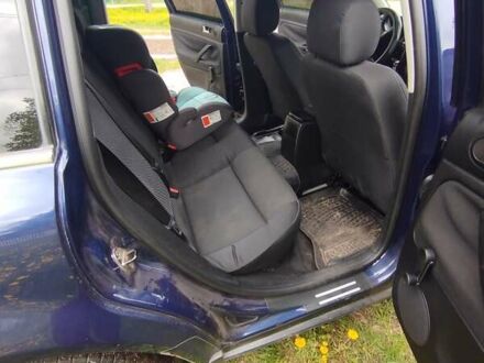 Синий Фольксваген Пассат, объемом двигателя 1.98 л и пробегом 352 тыс. км за 5200 $, фото 1 на Automoto.ua