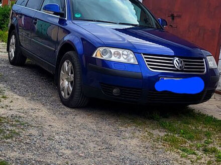 Синій Фольксваген Пассат, об'ємом двигуна 2 л та пробігом 225 тис. км за 5200 $, фото 1 на Automoto.ua