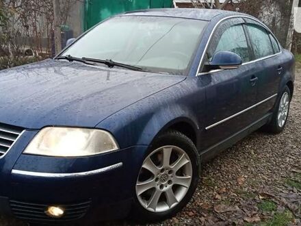 Синий Фольксваген Пассат, объемом двигателя 2.8 л и пробегом 200 тыс. км за 4900 $, фото 1 на Automoto.ua