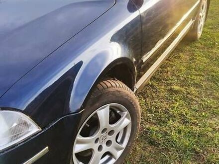 Синій Фольксваген Пассат, об'ємом двигуна 1.8 л та пробігом 390 тис. км за 4350 $, фото 1 на Automoto.ua