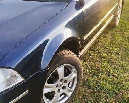 Синий Фольксваген Пассат, объемом двигателя 1.8 л и пробегом 390 тыс. км за 4350 $, фото 1 на Automoto.ua