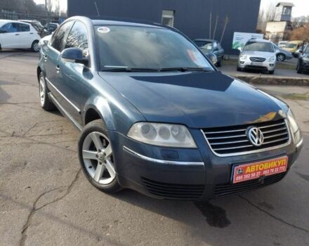 Синій Фольксваген Пассат, об'ємом двигуна 2 л та пробігом 240 тис. км за 4200 $, фото 1 на Automoto.ua