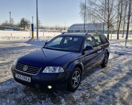 Синий Фольксваген Пассат, объемом двигателя 2 л и пробегом 245 тыс. км за 2650 $, фото 1 на Automoto.ua