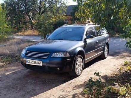 Фольксваген Пассат 2004 в Кропивницком (Кировограде) на Automoto.ua Синий Фольксваген Пассат, объемом двигателя 1.8 л и пробегом 332 тыс. км за 5000 $, фото 1 на Automoto.ua