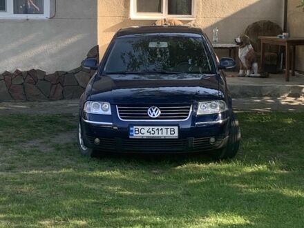 Синий Фольксваген Пассат, объемом двигателя 1.8 л и пробегом 390 тыс. км за 4350 $, фото 1 на Automoto.ua