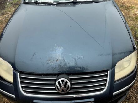 Синий Фольксваген Пассат, объемом двигателя 1.8 л и пробегом 260 тыс. км за 1800 $, фото 1 на Automoto.ua