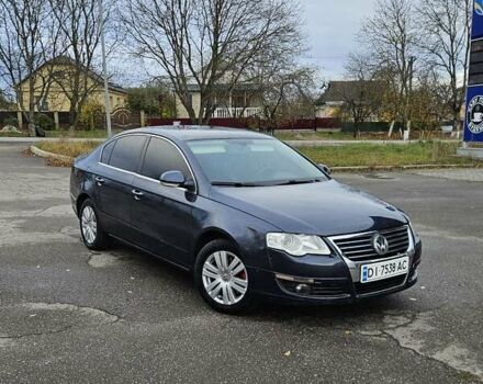 Синий Фольксваген Пассат, объемом двигателя 2 л и пробегом 260 тыс. км за 4750 $, фото 1 на Automoto.ua