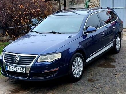 Синий Фольксваген Пассат, объемом двигателя 2 л и пробегом 320 тыс. км за 5500 $, фото 1 на Automoto.ua