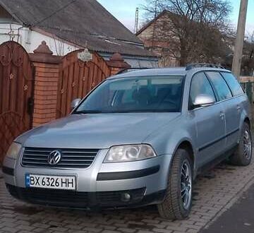 Синий Фольксваген Пассат, объемом двигателя 1.9 л и пробегом 230 тыс. км за 4500 $, фото 1 на Automoto.ua