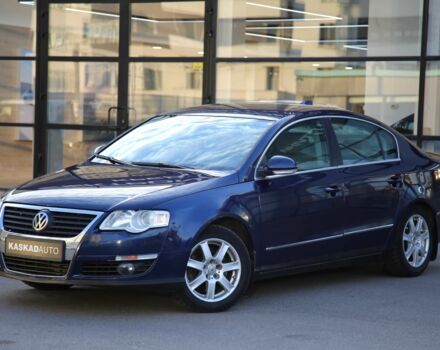 Синий Фольксваген Пассат, объемом двигателя 2 л и пробегом 187 тыс. км за 5400 $, фото 1 на Automoto.ua