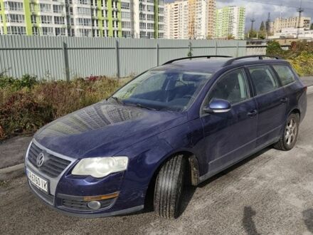 Синий Фольксваген Пассат, объемом двигателя 1.6 л и пробегом 189 тыс. км за 5200 $, фото 1 на Automoto.ua