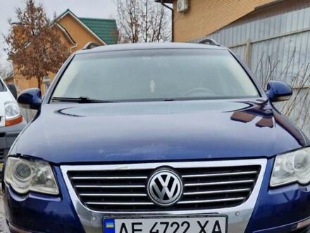 Фольксваген Пассат 2005 в Боярка на Automoto.ua Синий Фольксваген Пассат, объемом двигателя 1.98 л и пробегом 252 тыс. км за 5300 $, фото 1 на Automoto.ua