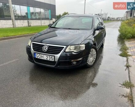 Синий Фольксваген Пассат, объемом двигателя 1.97 л и пробегом 350 тыс. км за 2950 $, фото 1 на Automoto.ua
