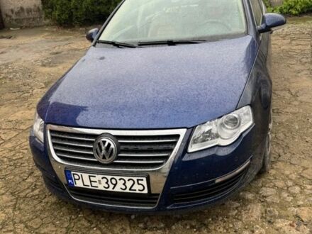 Синій Фольксваген Пассат, об'ємом двигуна 2 л та пробігом 280 тис. км за 2150 $, фото 1 на Automoto.ua