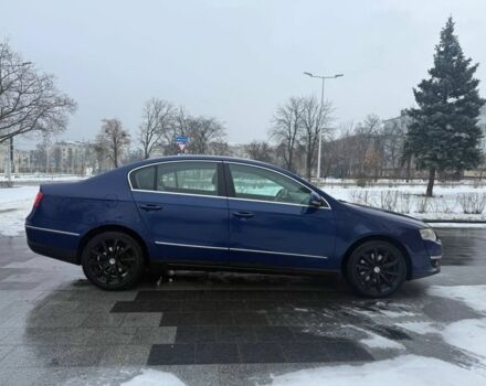 Синий Фольксваген Пассат, объемом двигателя 0 л и пробегом 300 тыс. км за 3024 $, фото 1 на Automoto.ua