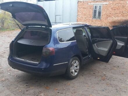 Синій Фольксваген Пассат, об'ємом двигуна 2 л та пробігом 344 тис. км за 5300 $, фото 1 на Automoto.ua