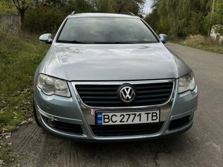 Синій Фольксваген Пассат, об'ємом двигуна 2 л та пробігом 288 тис. км за 5200 $, фото 1 на Automoto.ua