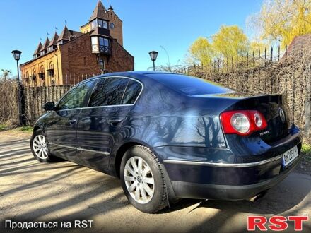 Фольксваген Пассат 2006 в Радомышле на Automoto.ua Синий Фольксваген Пассат, объемом двигателя 2 л и пробегом 0 тыс. км за 5300 $, фото 1 на Automoto.ua