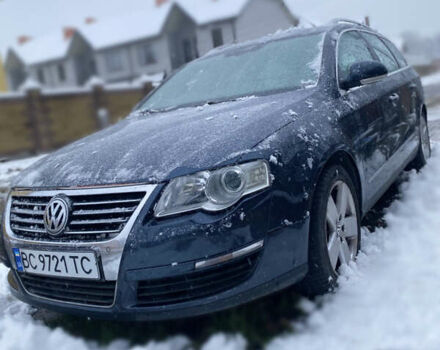 Синий Фольксваген Пассат, объемом двигателя 1.6 л и пробегом 266 тыс. км за 4500 $, фото 1 на Automoto.ua