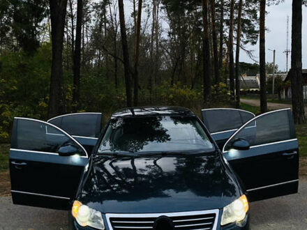 Фольксваген Пассат 2006 у Києві на Automoto.ua Синій Фольксваген Пассат, об'ємом двигуна 2 л та пробігом 220 тис. км за 5999 $, фото 1 на Automoto.ua