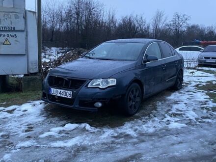 Синий Фольксваген Пассат, объемом двигателя 2 л и пробегом 200 тыс. км за 2500 $, фото 1 на Automoto.ua