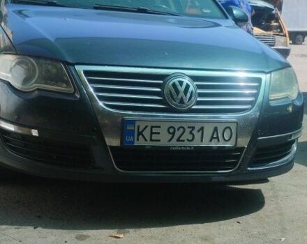 Синій Фольксваген Пассат, об'ємом двигуна 2 л та пробігом 297 тис. км за 5800 $, фото 1 на Automoto.ua