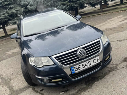 Синий Фольксваген Пассат, объемом двигателя 2 л и пробегом 278 тыс. км за 5900 $, фото 1 на Automoto.ua