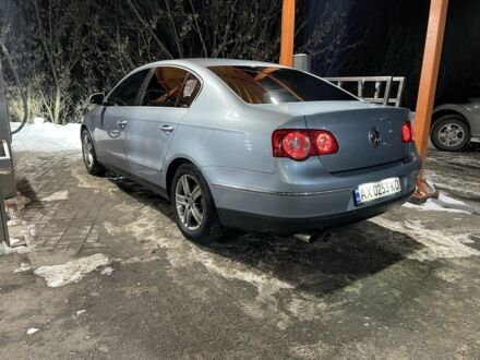 Синий Фольксваген Пассат, объемом двигателя 2 л и пробегом 417 тыс. км за 5500 $, фото 1 на Automoto.ua