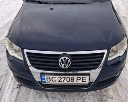 Синий Фольксваген Пассат, объемом двигателя 1.9 л и пробегом 380 тыс. км за 5200 $, фото 1 на Automoto.ua