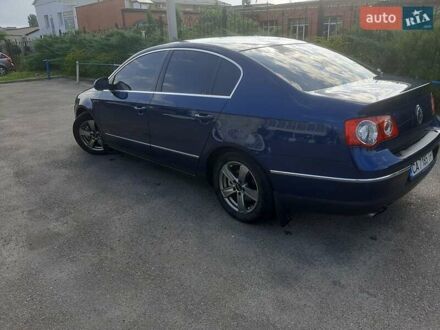 Синий Фольксваген Пассат, объемом двигателя 2 л и пробегом 320 тыс. км за 7200 $, фото 1 на Automoto.ua
