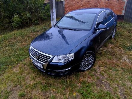 Синий Фольксваген Пассат, объемом двигателя 1.8 л и пробегом 72 тыс. км за 8700 $, фото 1 на Automoto.ua