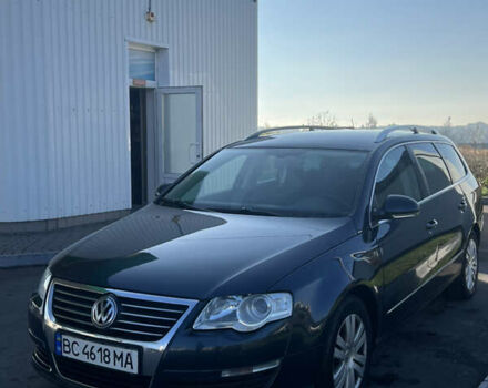 Синий Фольксваген Пассат, объемом двигателя 1.8 л и пробегом 236 тыс. км за 6400 $, фото 1 на Automoto.ua