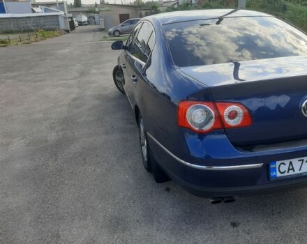 Синий Фольксваген Пассат, объемом двигателя 2 л и пробегом 320 тыс. км за 7200 $, фото 1 на Automoto.ua