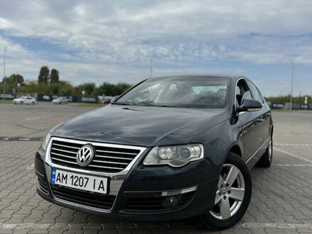 Синий Фольксваген Пассат, объемом двигателя 1.8 л и пробегом 290 тыс. км за 6900 $, фото 1 на Automoto.ua